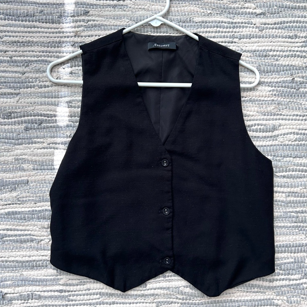 Classic Black 90’s Vest